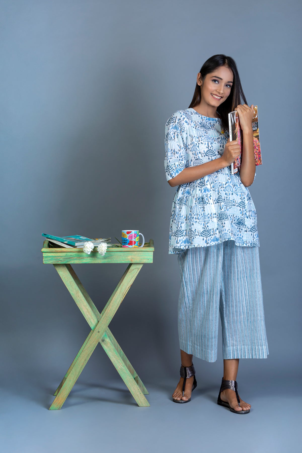 BLUE  TINY UMBRELLA  EASY BREEZY SET